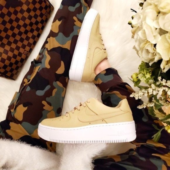 Nike Shoes - Nike AF1 Sage Low